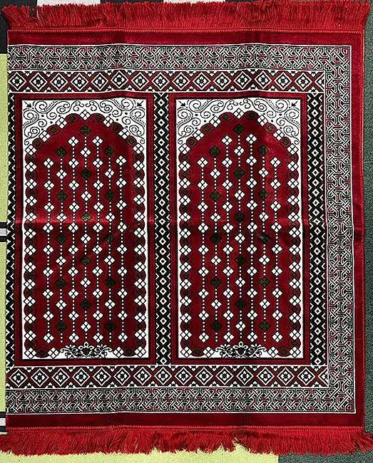 4 Person Large Style Turkish Prayer Rug