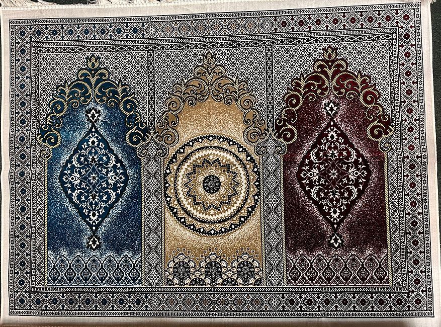 3 People long Prayer Rug (VL CUMLE)